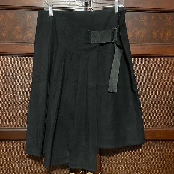 COS Belted Black Wool Pleated Wrap Skirt Size 6/8 Dark Academia Fall Winter Goth - Picture 9 of 9